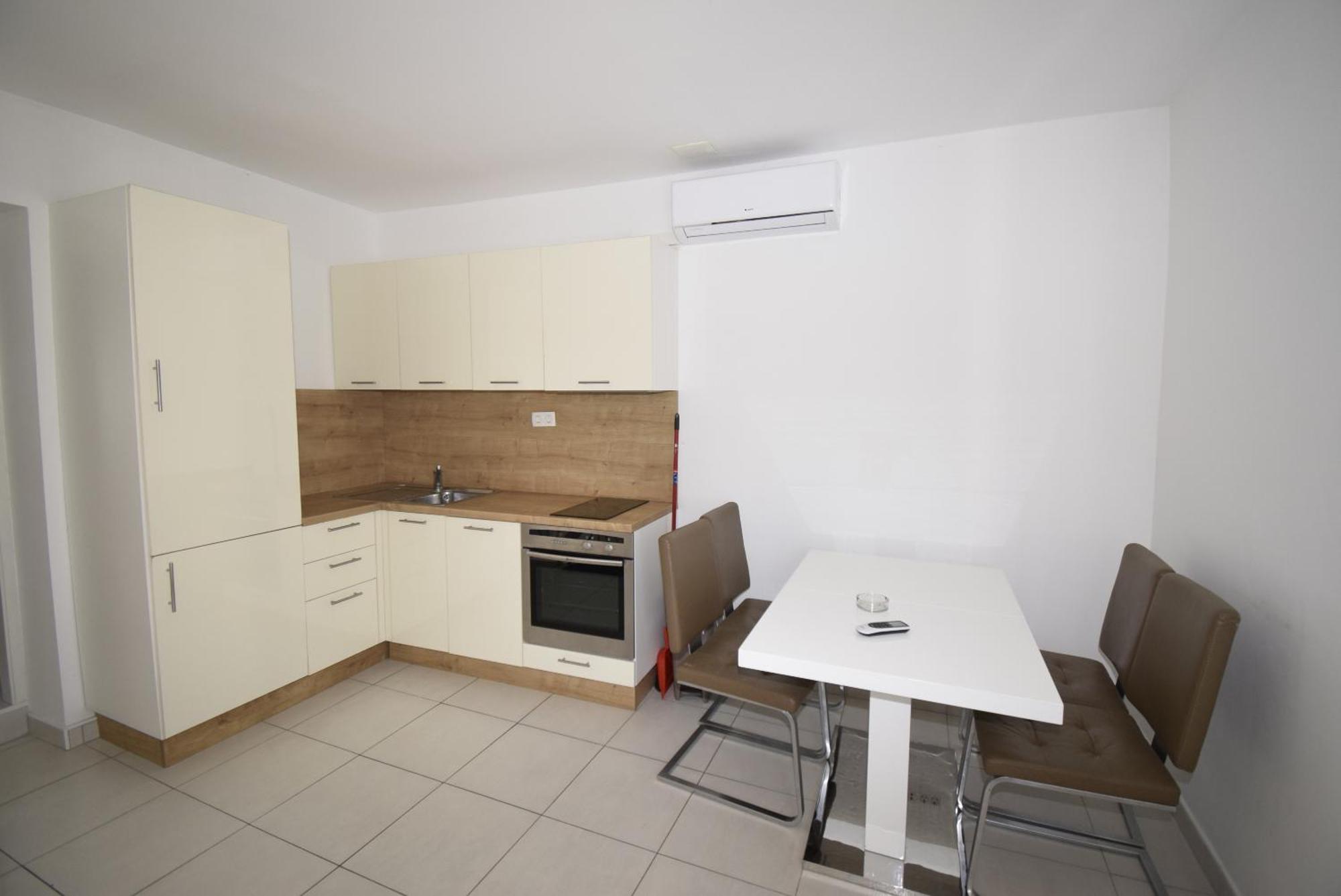 Stars Palace - Apartments And Rooms Йезера Екстериор снимка
