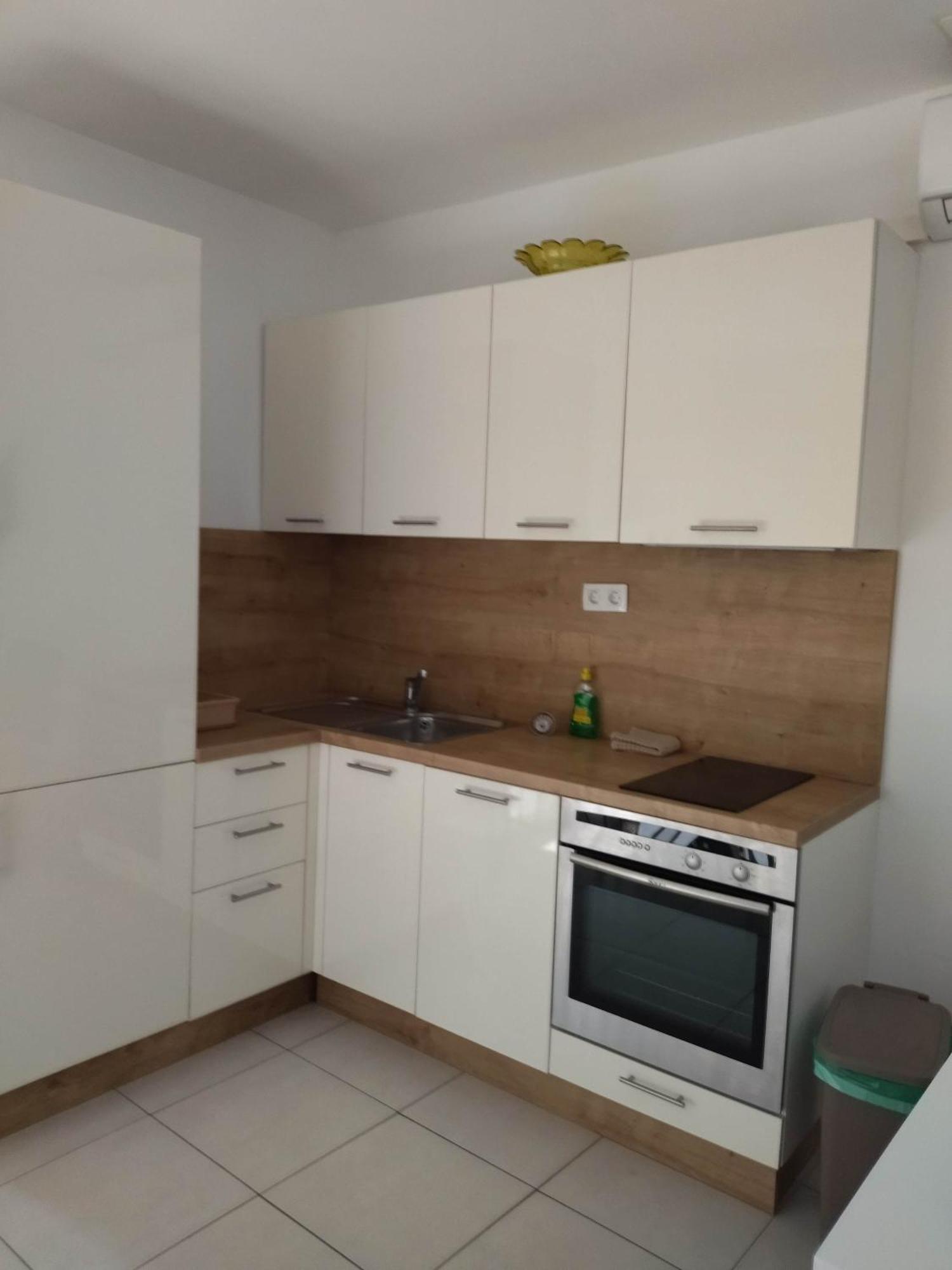 Stars Palace - Apartments And Rooms Йезера Екстериор снимка