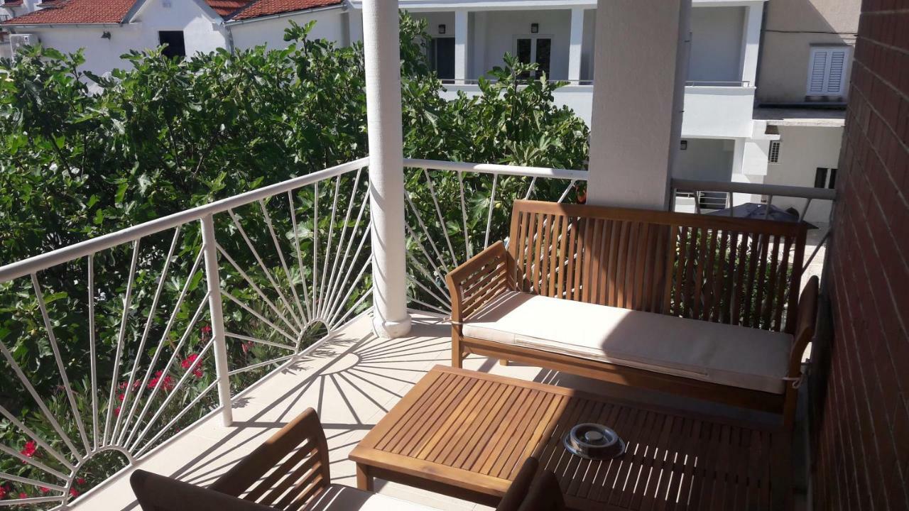 Stars Palace - Apartments And Rooms Йезера Екстериор снимка