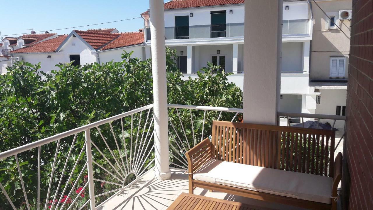 Stars Palace - Apartments And Rooms Йезера Екстериор снимка