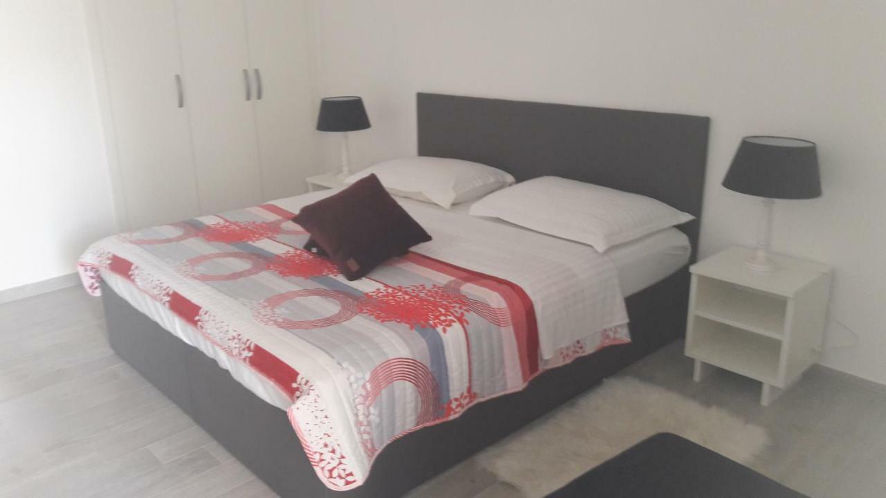 Stars Palace - Apartments And Rooms Йезера Екстериор снимка
