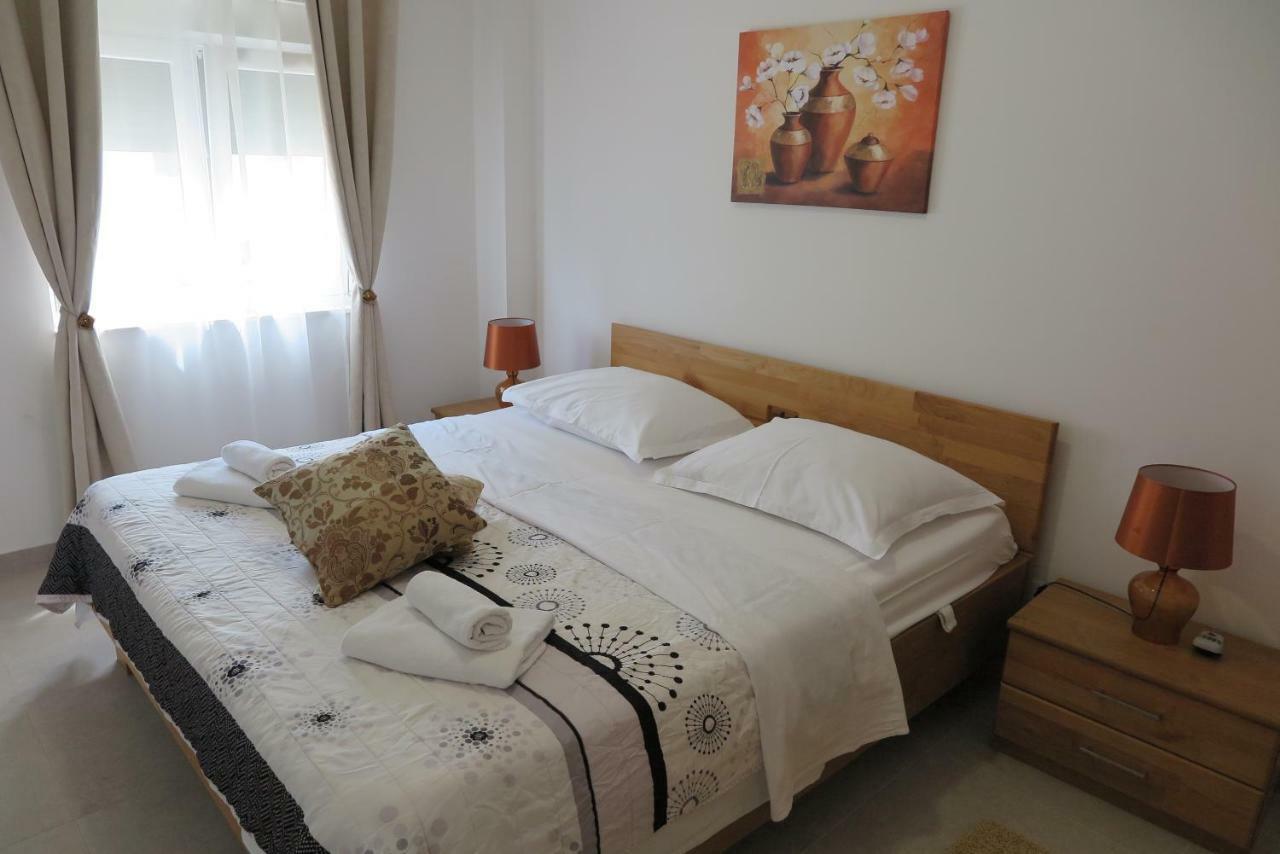 Stars Palace - Apartments And Rooms Йезера Екстериор снимка