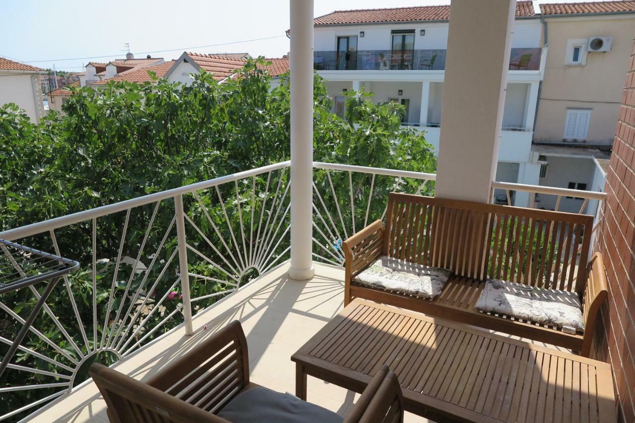Stars Palace - Apartments And Rooms Йезера Екстериор снимка